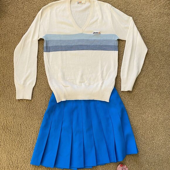 VTG 90s Ellesse V Neck Sweater Cream/Blue Stripes Soft Wool Knit Women’s M (38) - Picture 1 of 4